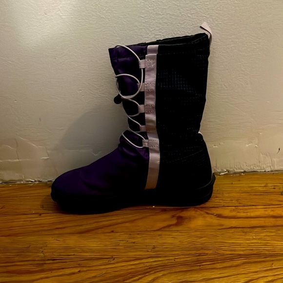 Bogs Winter/Snow Purple Boots - Picture 4 of 5